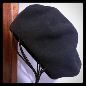 Black beret